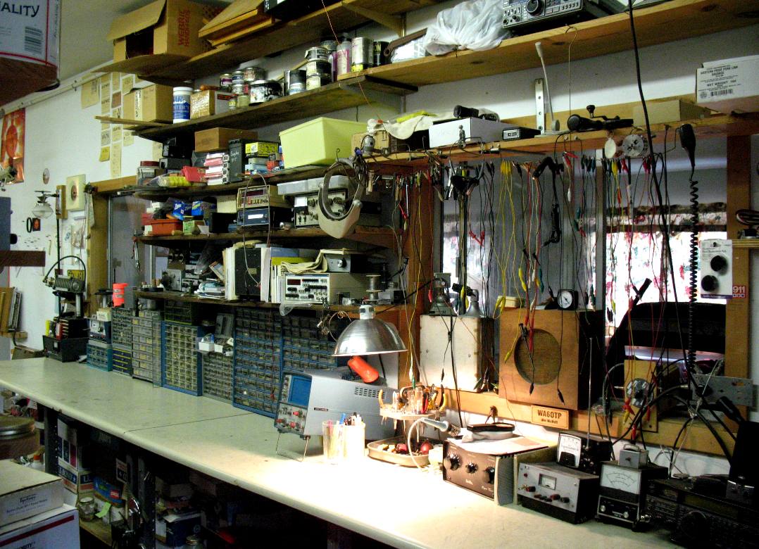 Radio work bench